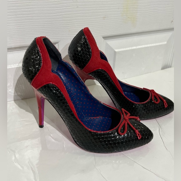 Betsey Johnson high heeled shoes - Picture 10 of 12